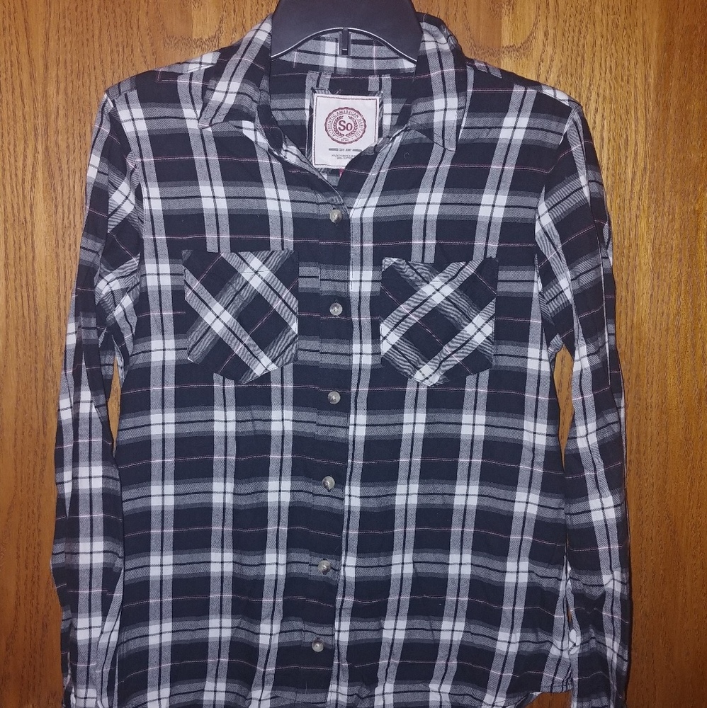 Black Plaid Button Down Shrit